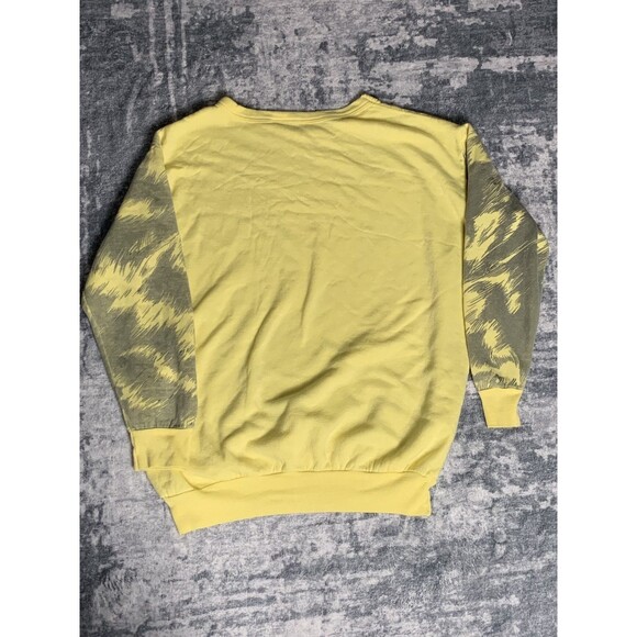 VINTAGE Cat Sweatshirt Mens Medium Yellow Kitty Crewneck Fleece Pullover 00s - Picture 2 of 4